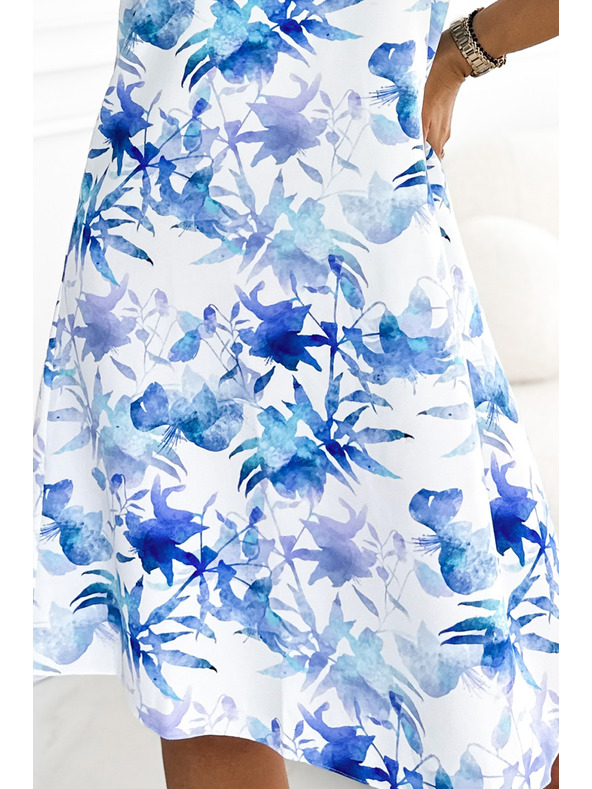 numoco VICTORIA Weißes Trapezkleid - blaues Muster