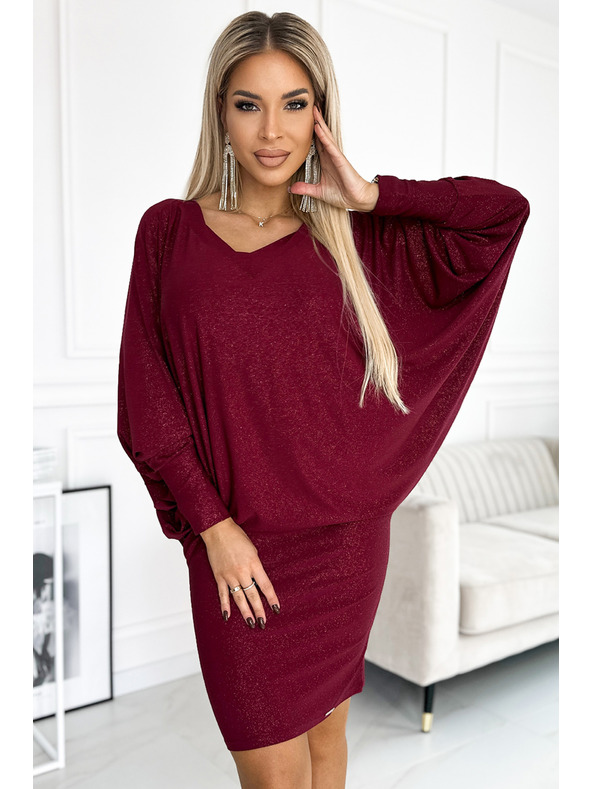 numoco Fledermauskleid mit Ausschnitt - weinrot mit Glitzer