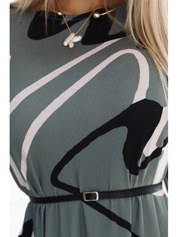 numoco Trapezförmiges Strickkleid mit Gürtel - olivgrün mit schwarz-beigem Muster