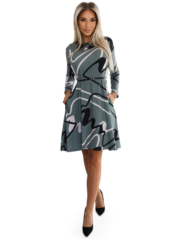 numoco Trapezförmiges Strickkleid mit Gürtel - olivgrün mit schwarz-beigem Muster