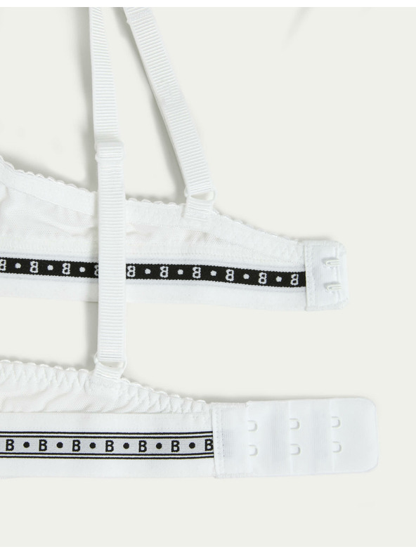 Marks & Spencer Spitzen-BH Cleo mit halbem Körbchen und Bügeln, Gr. A–E von Marks & Spencer weiß