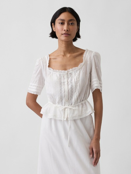 GAP Top mit Spitze GAP