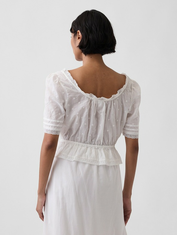 GAP Top mit Spitze GAP