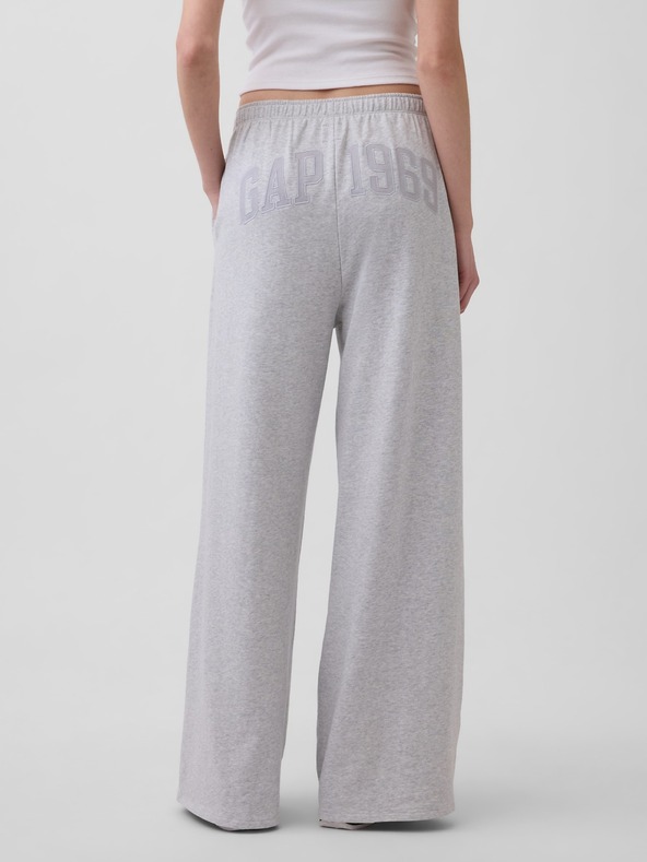 GAP Baggy Jogginghose mit 1969-Logo GAP