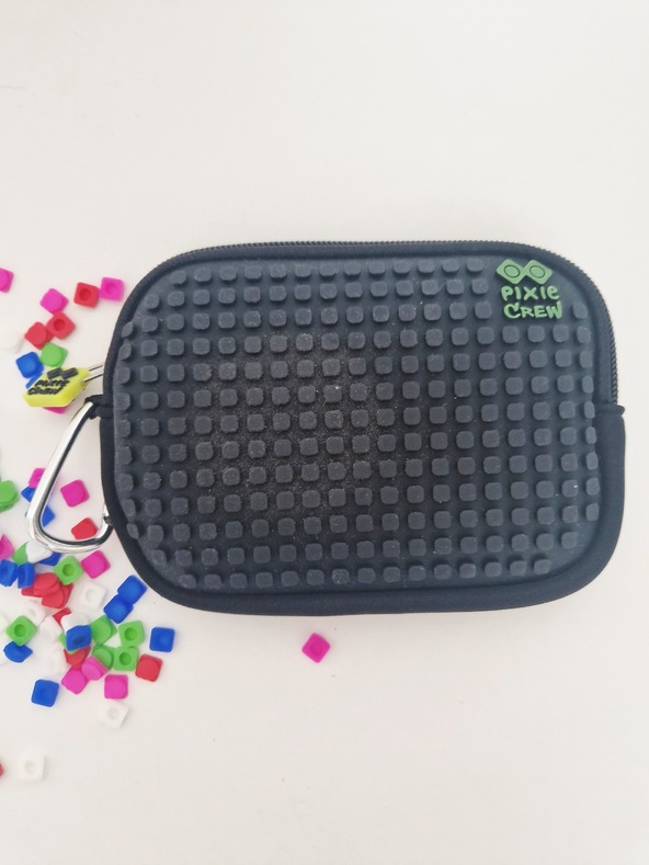 PIXIE CREW PIXIE CREW Pixel-Etui bunte Skelette