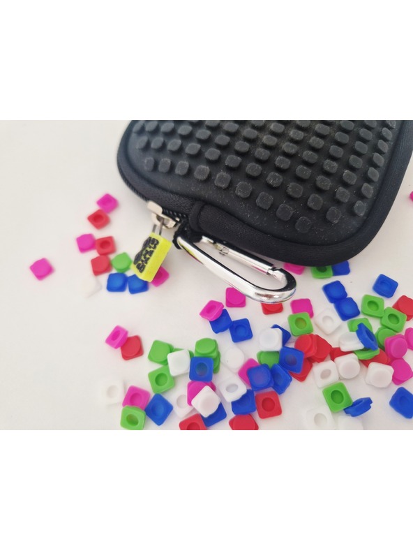 PIXIE CREW PIXIE CREW Pixel-Etui bunte Skelette