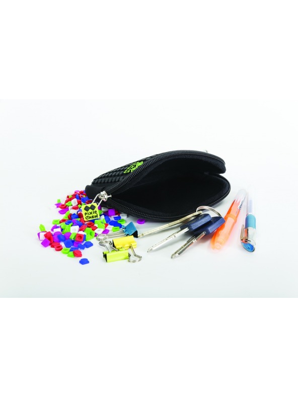 PIXIE CREW PIXIE CREW Pixel-Etui bunte Skelette