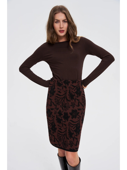 Moodo Eng anliegende braune Bluse mit langen Ärmeln Moodo