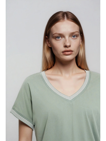 Moodo Cotton Blouse in Olive Green by Moodo