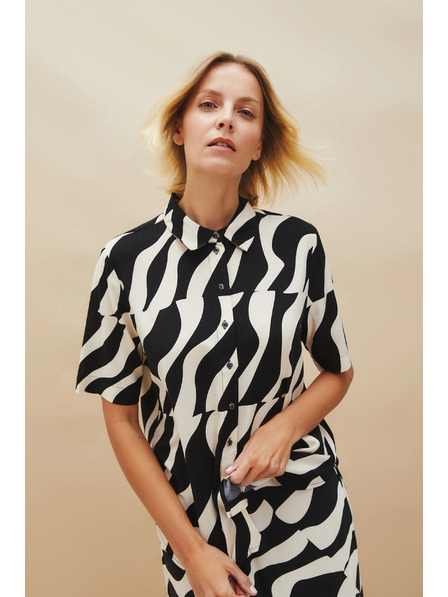 Moodo Viskose-Kurzarmhemd schwarz Moodo