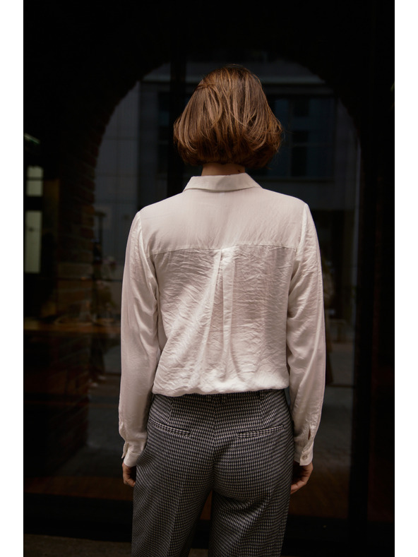 Moodo Glatte Viskose-Bluse weiß Moodo