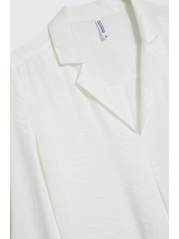 Moodo Glatte Viskose-Bluse weiß Moodo