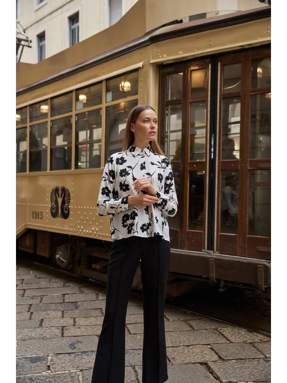 Moodo Viskosehemd mit Blumenmuster weiß Moodo