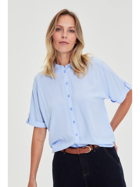 Moodo Hellblaues gestreiftes Hemd Moodo