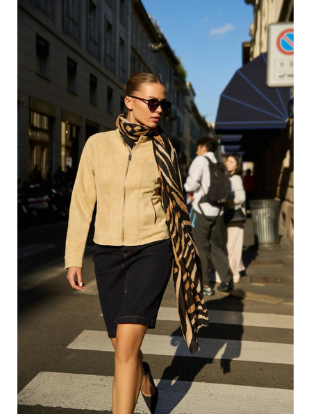 Moodo Glatte beige Jacke Moodo