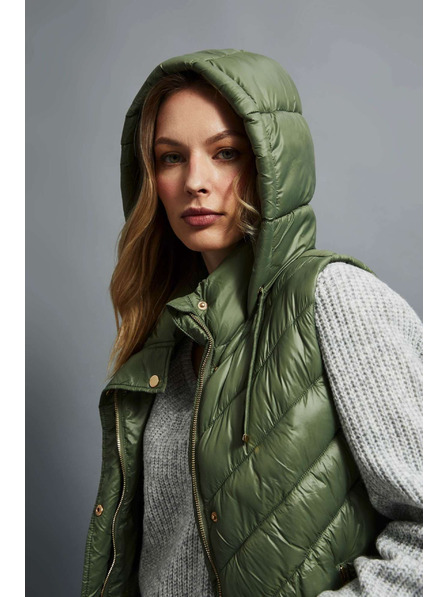 Moodo Gesteppte Weste mit Kapuze in Oliv Moodo