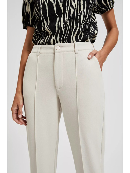 Moodo Elegante beige Hose mit schmalen Beinröhren und Taschen Moodo