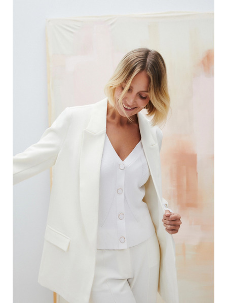 Moodo Eleganter weißer Blazer mit umgeschlagenen Ärmeln von Moodo