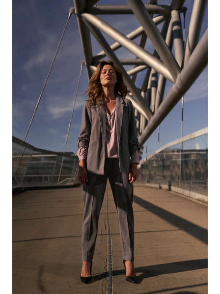 Moodo Sakko mit hochgekrempelten Ärmeln grau Moodo