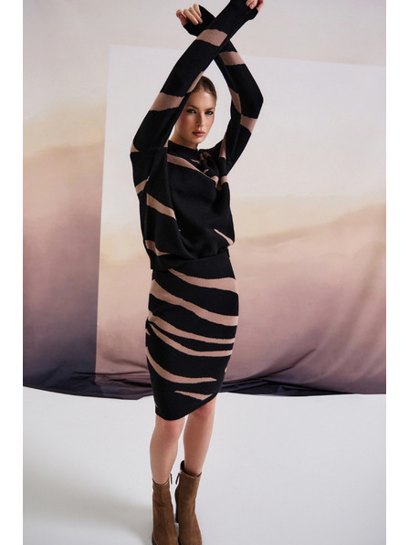 Moodo Schwarzer Strickrock von Moodo