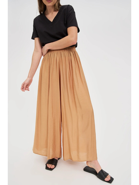 Moodo Viskose-Hose mit weitem Bein in Beige von Moodo