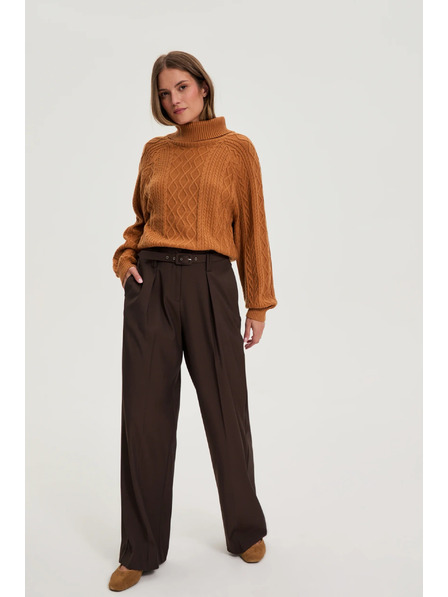 Moodo Braune Hose mit Struktur und Gürtel Moodo