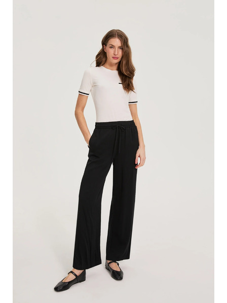 Moodo Schwarze Viskosehose Moodo