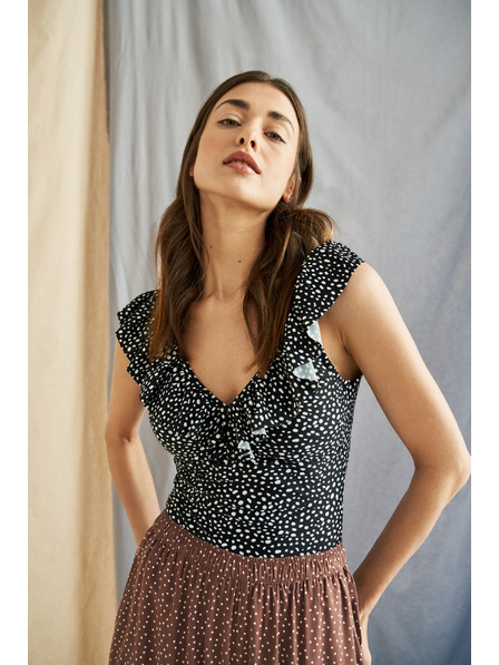 Moodo Einteiliger Badeanzug mit dekorativem Ausschnitt in Schwarz Moodo