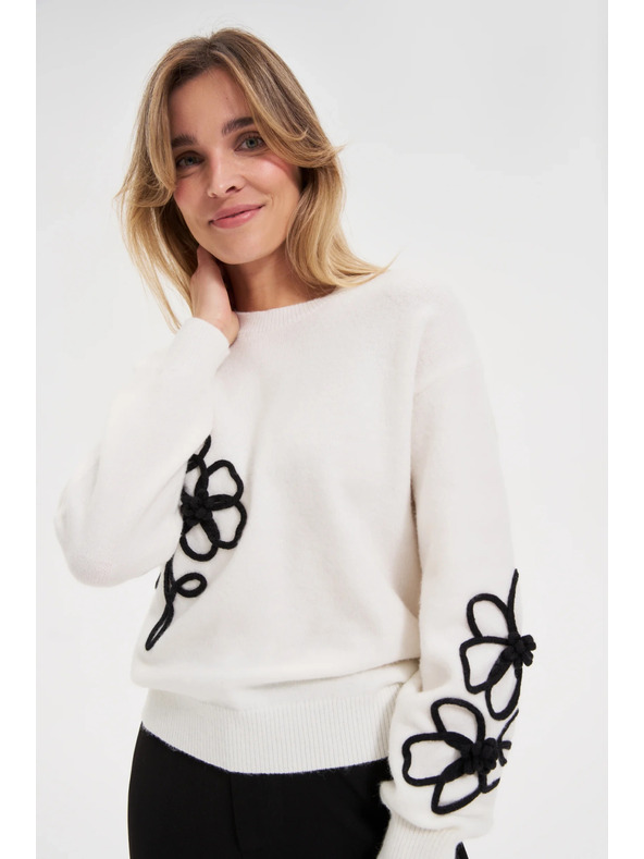 Moodo Weißer Pullover mit Applikation Moodo