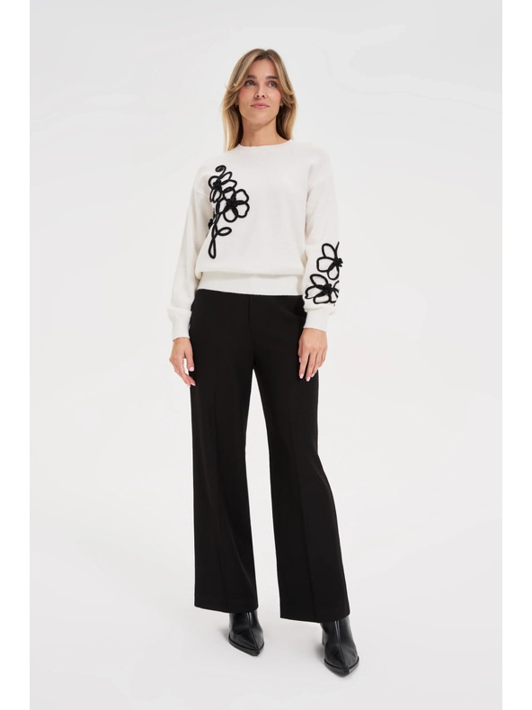 Moodo Weißer Pullover mit Applikation Moodo