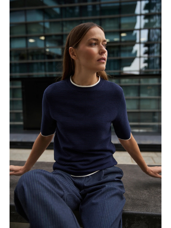 Moodo Dunkelblauer Pullover mit kurzen Ärmeln Moodo