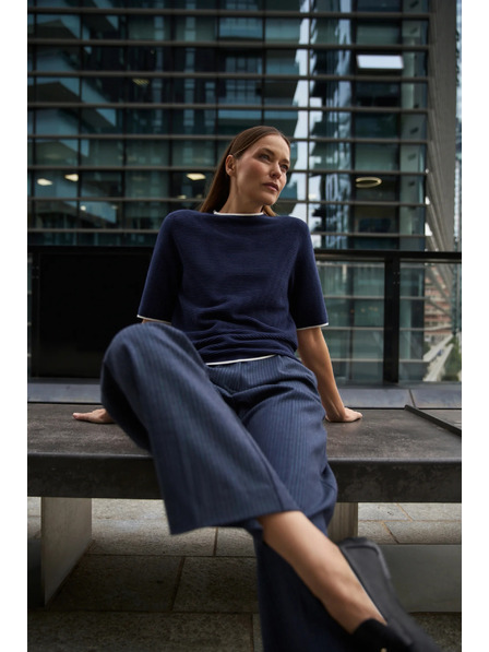 Moodo Dunkelblauer Pullover mit kurzen Ärmeln Moodo