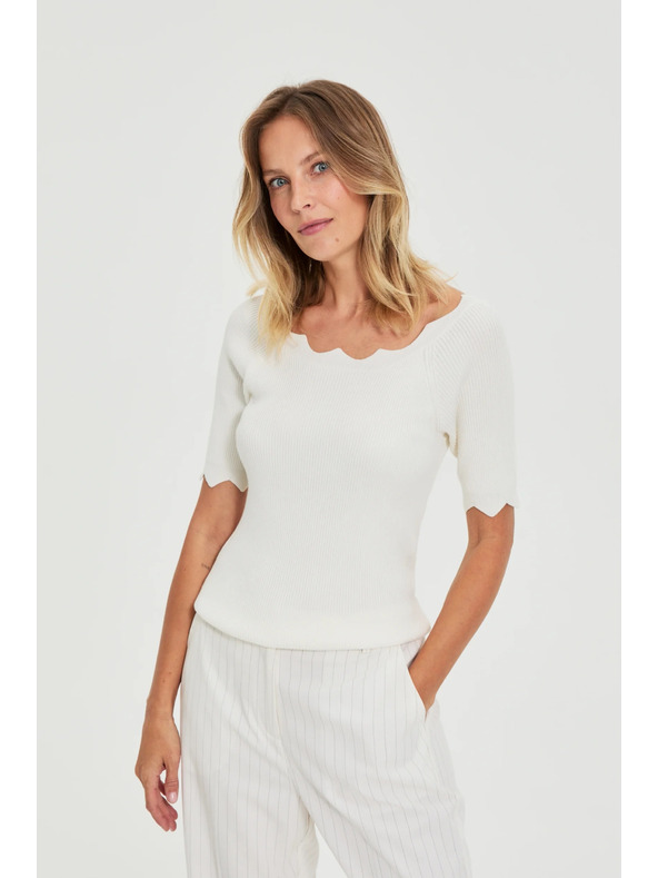 Moodo Figurbetonter weißer Pullover Moodo