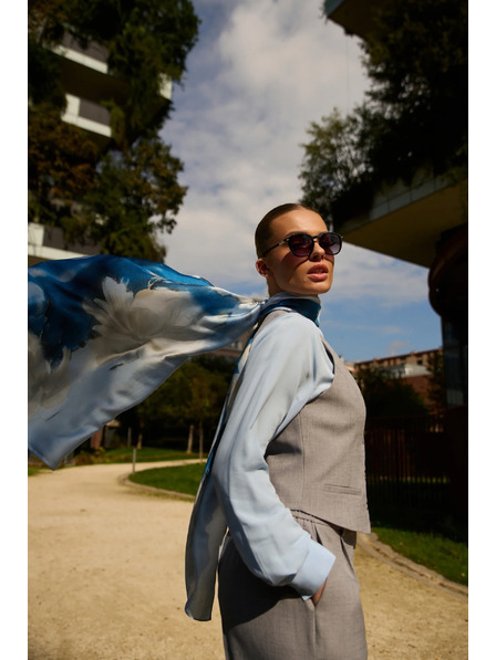 Moodo Schal mit Blumenmuster hellblau Moodo