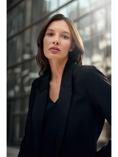 Moodo Elegantes schwarzes Sakko mit dekorativen Revers Moodo