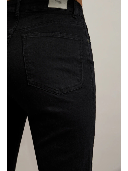 Moodo Schwarze Jeans mit geradem Bein Moodo