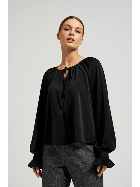 Moodo Schwarzes Hemd mit gerafften Ärmeln und gebundenem Ausschnitt von Moodo