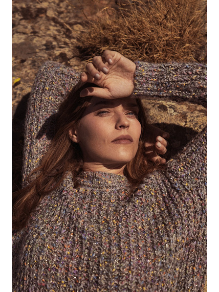 Moodo Pullover mit farbigem Faden in Grau von Moodo