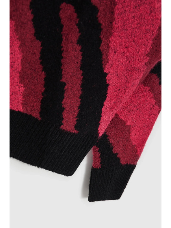 Moodo Pullover mit geometrischem Muster in Rot von Moodo