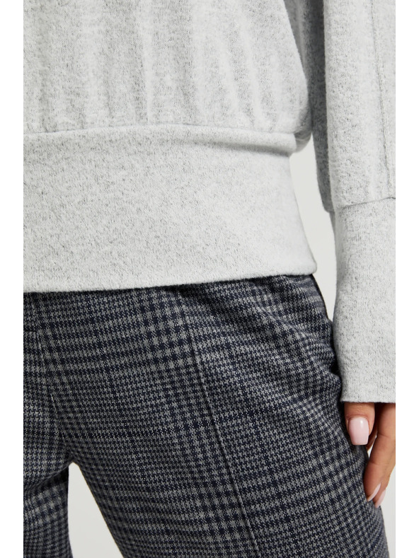 Moodo Glatter Pullover mit langen Ärmeln in Grau von Moodo