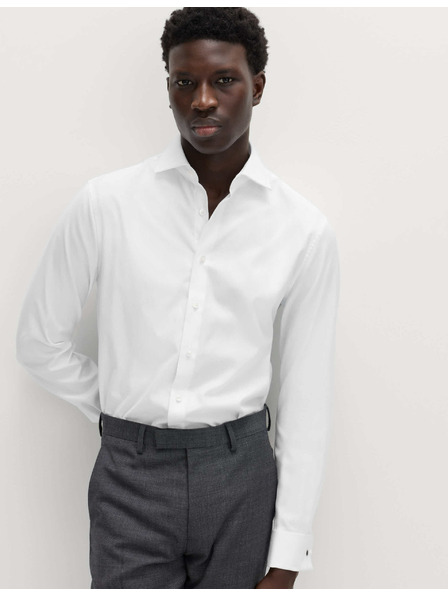 Marks & Spencer Marks & Spencer schmal geschnittenes Hemd aus reiner Baumwolle mit doppelter Manschette in Weiß