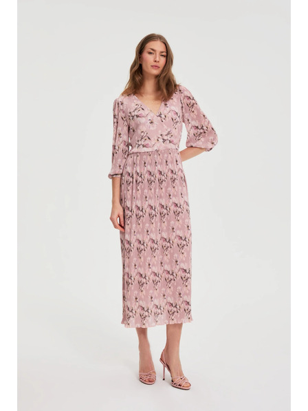 Moodo Plissierte Kleider rosa Moodo