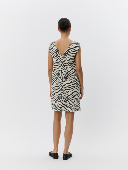 Sofie Schnoor Cremefarbenes Kleid mit Tierdruck OLYMPESW