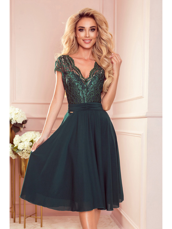 numoco Chiffonkleid mit Spitzenausschnitt - grün Numoco LINDA