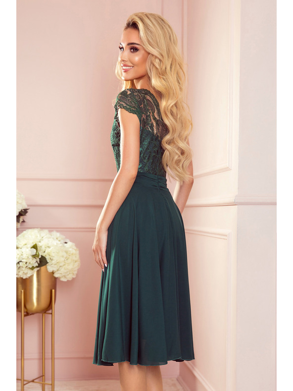 numoco Chiffonkleid mit Spitzenausschnitt - grün Numoco LINDA