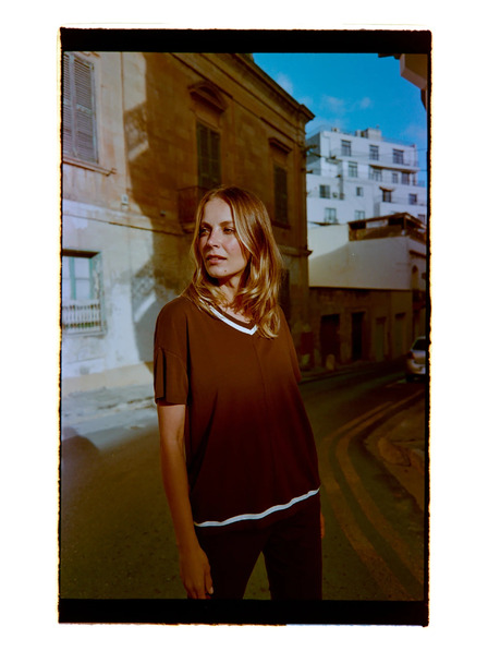 Moodo Bluse mit Ausschnitt braun Moodo