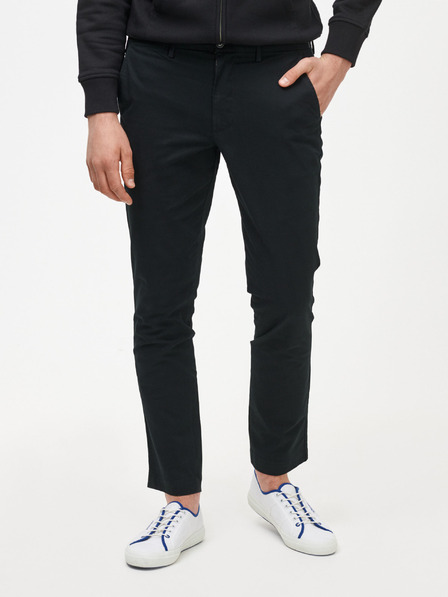 GAP Slim Khakihose GAP