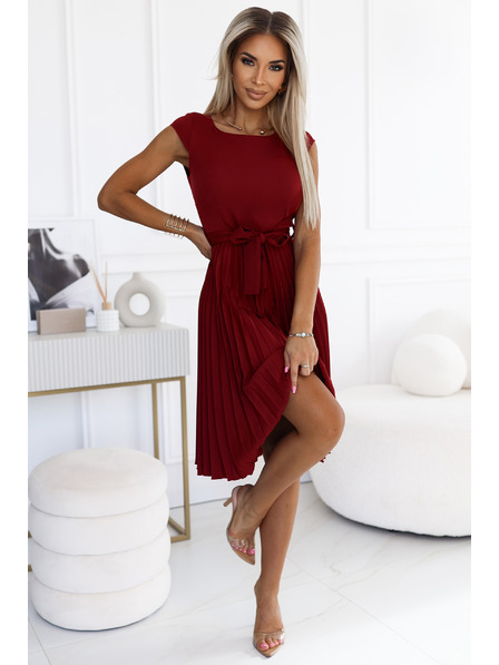 numoco Plissiertes kurzärmeliges Kleid - burgunderrot Numoco LILA