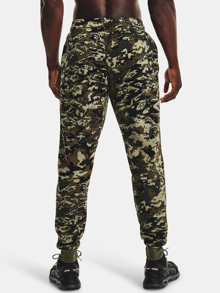Under Armour Herren-Jogginghose Under Armour RIVAL FLC CAMO SCRIPT JGR