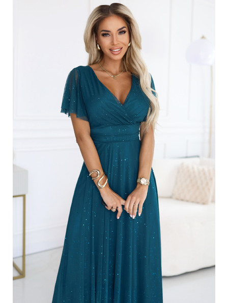 numoco basic MELANIA langes, glänzendes Kleid mit Ausschnitt und Kurzarm in Flaschengrün